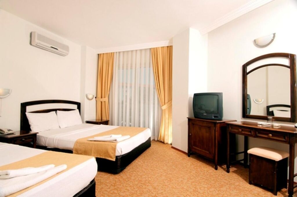 pokój w Adalin Resort Hotel, fot. booking.com