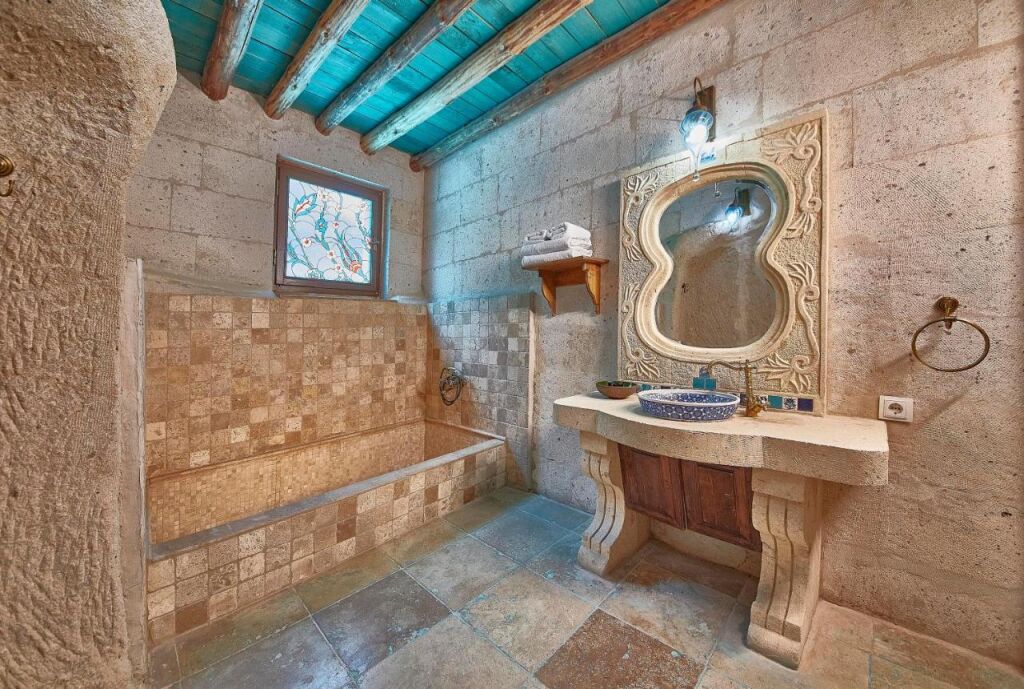 łazienka w Charm Of Cappadocia Cave Suites