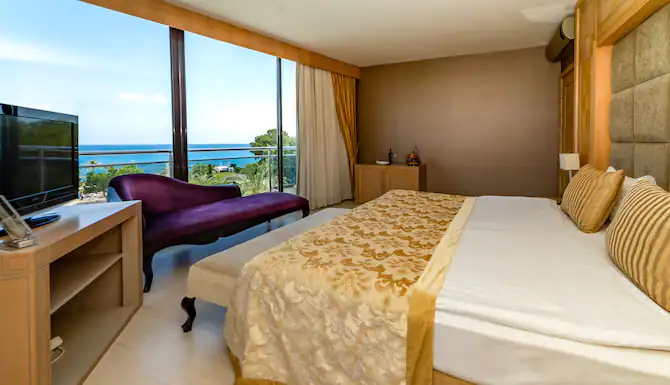  pokój w Amara Luxury Resort & Villas, fot. booking.com